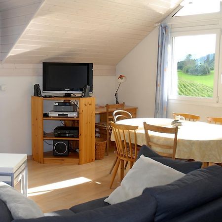 Appartment Aux Lilas Les Geneveys-sur-Coffrane Eksteriør bilde