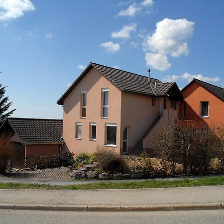 Appartment Aux Lilas Les Geneveys-sur-Coffrane Eksteriør bilde