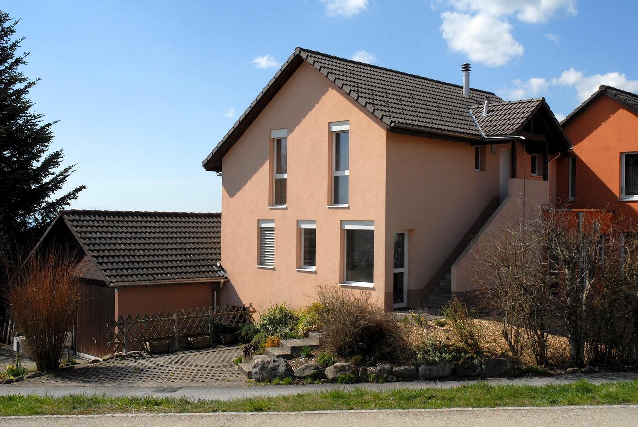 Appartment Aux Lilas Les Geneveys-sur-Coffrane Eksteriør bilde